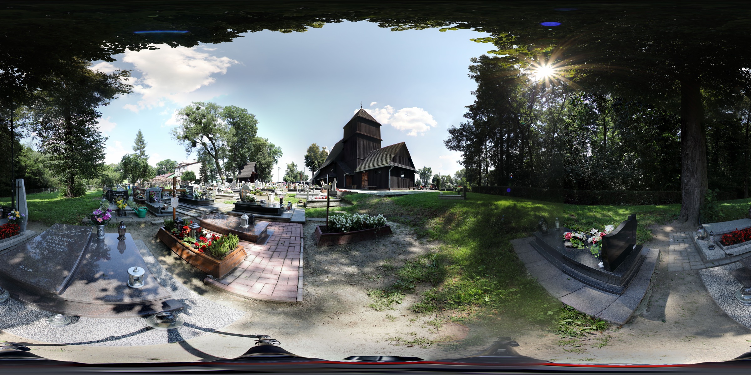 Schrotholzkirche St. Michael aus dem Jahr 1657 mit Kirchturm aus dem Jahr 1853